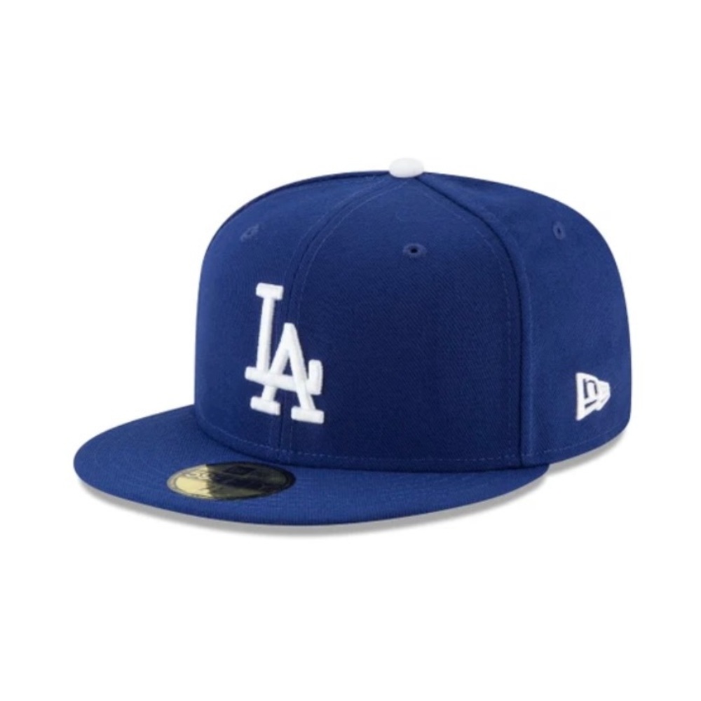 fitted hat